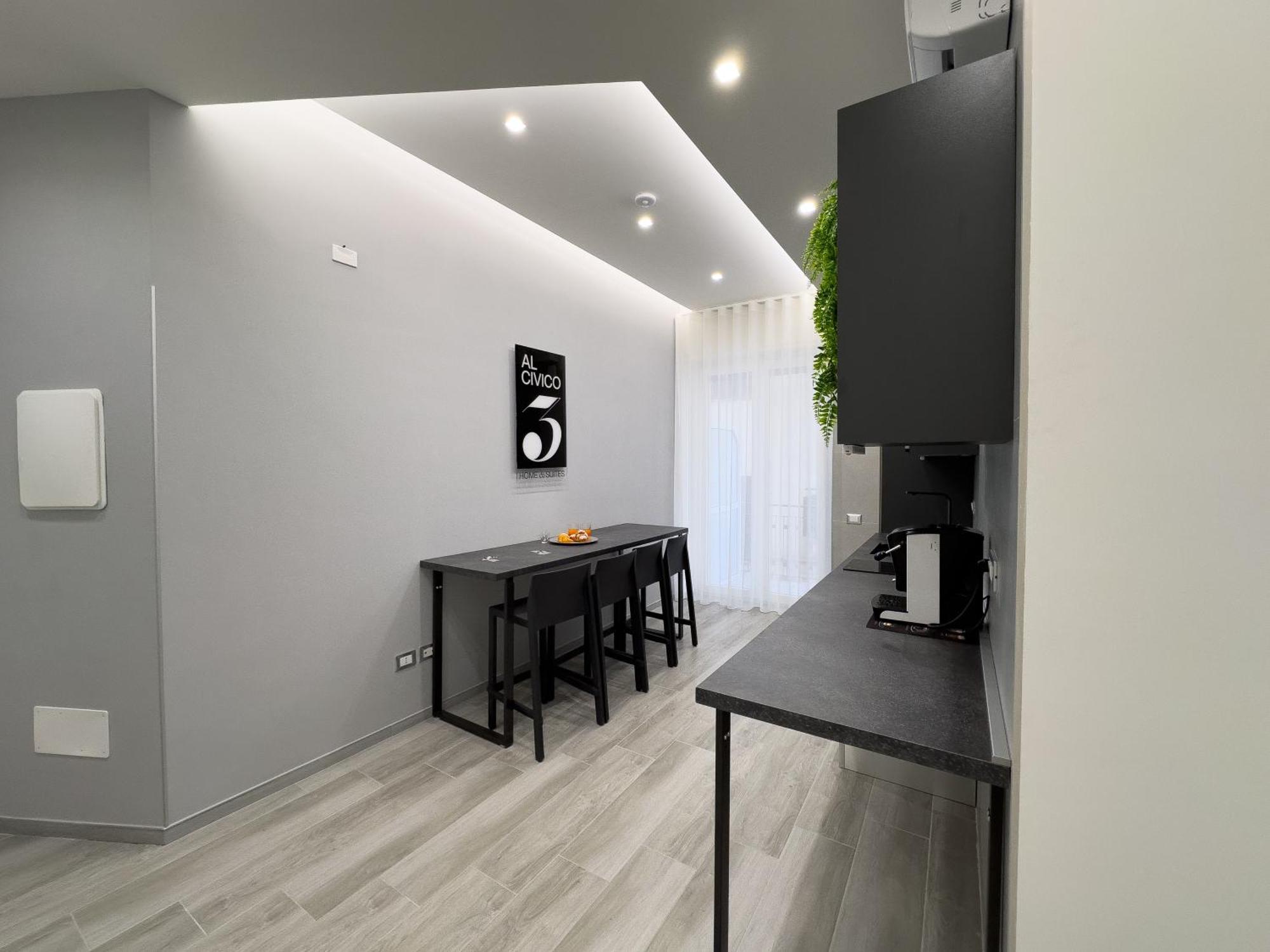Al Civico3 Home & Suites ซาแลร์โน ภายนอก รูปภาพ